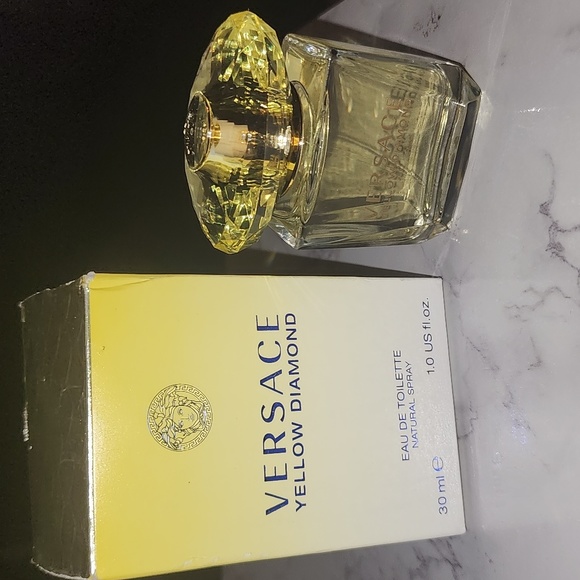 Versace Other Versace Yellow Diamond Oz New Authentic No Refund